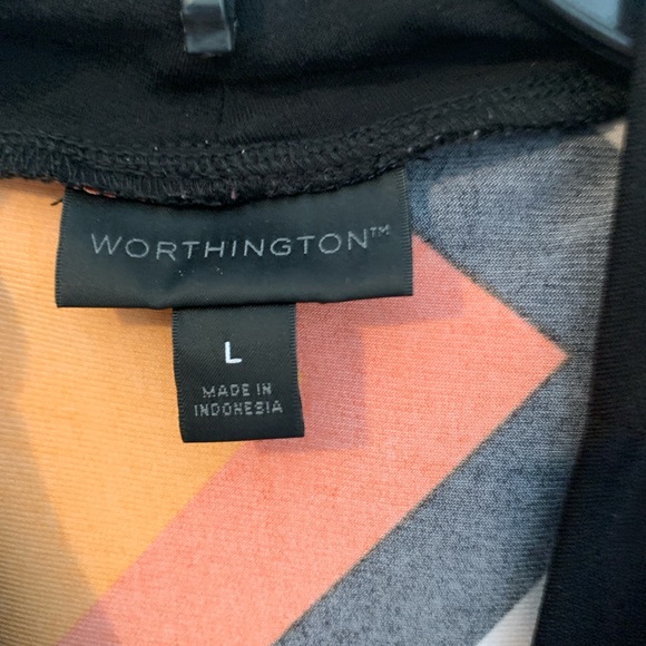 Sleeveless Top-orange & black (size large) - Picture 3 of 4